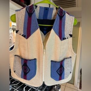 Vintage wool vest size s western Aztec